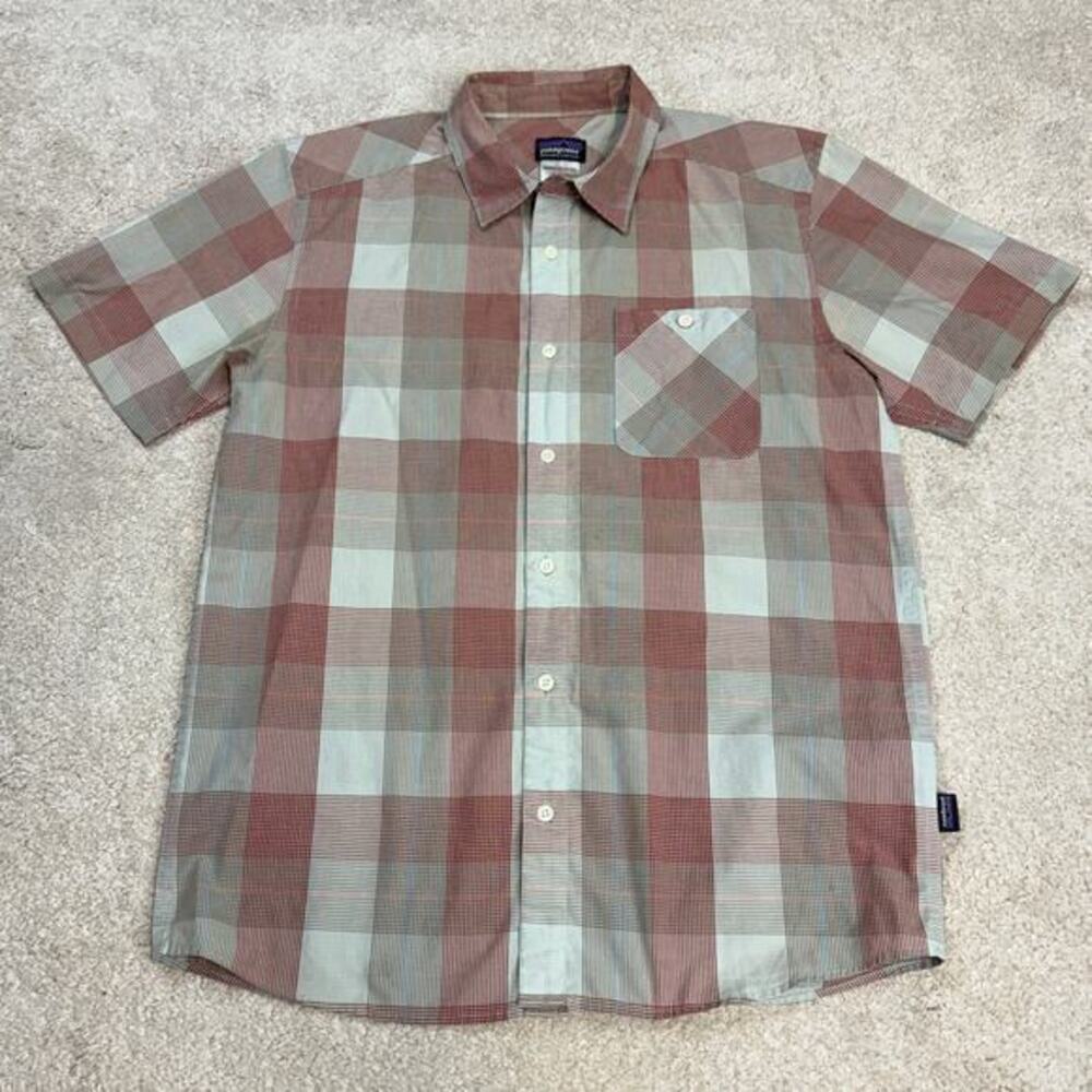 Patagonia Men's Button Down Organic Cotton Go To Plaid Shirt Size M